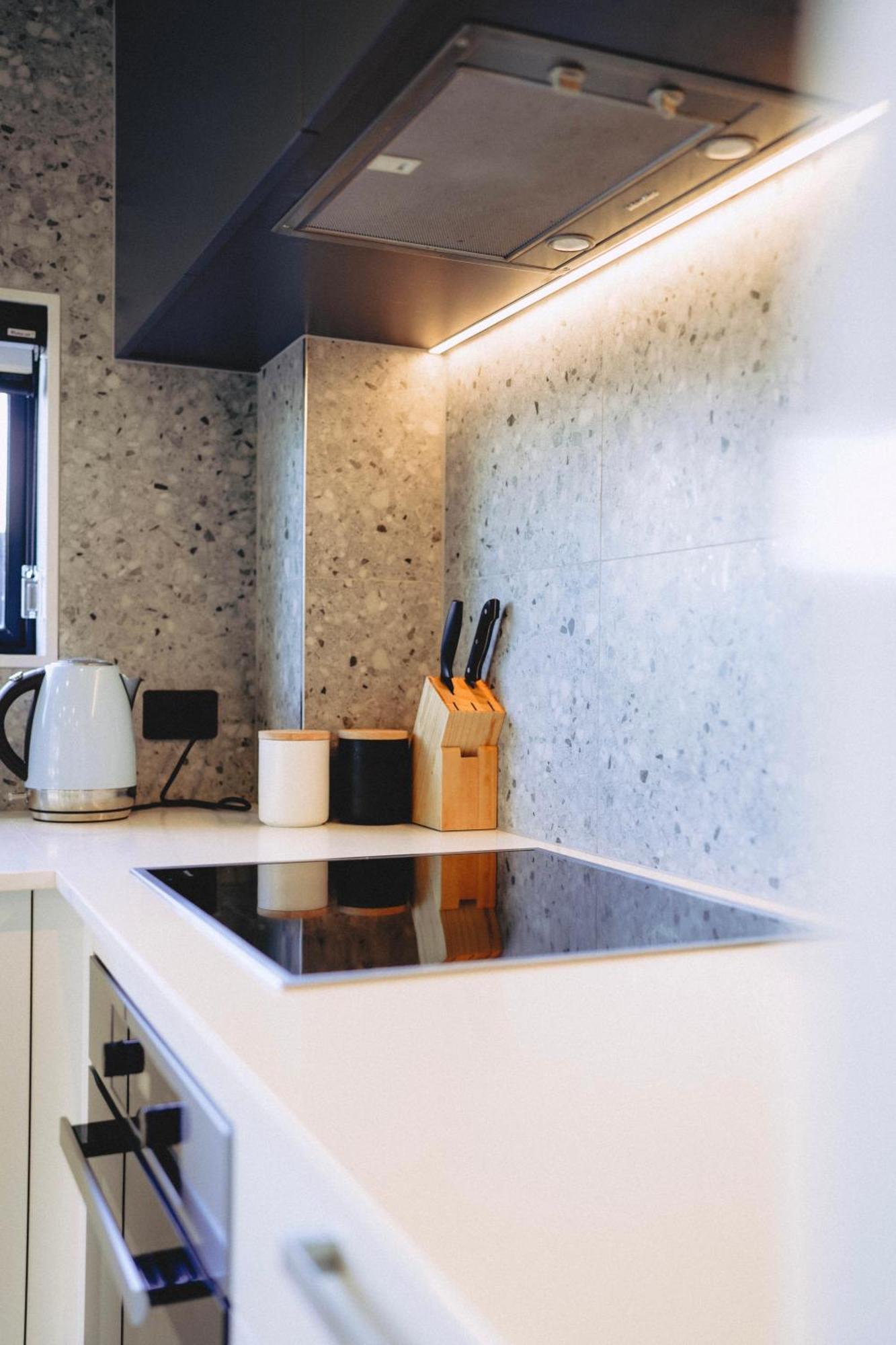 Cbd Contemporary Comfort Townhouse 2 Bed 2Bath Christchurch Eksteriør bilde