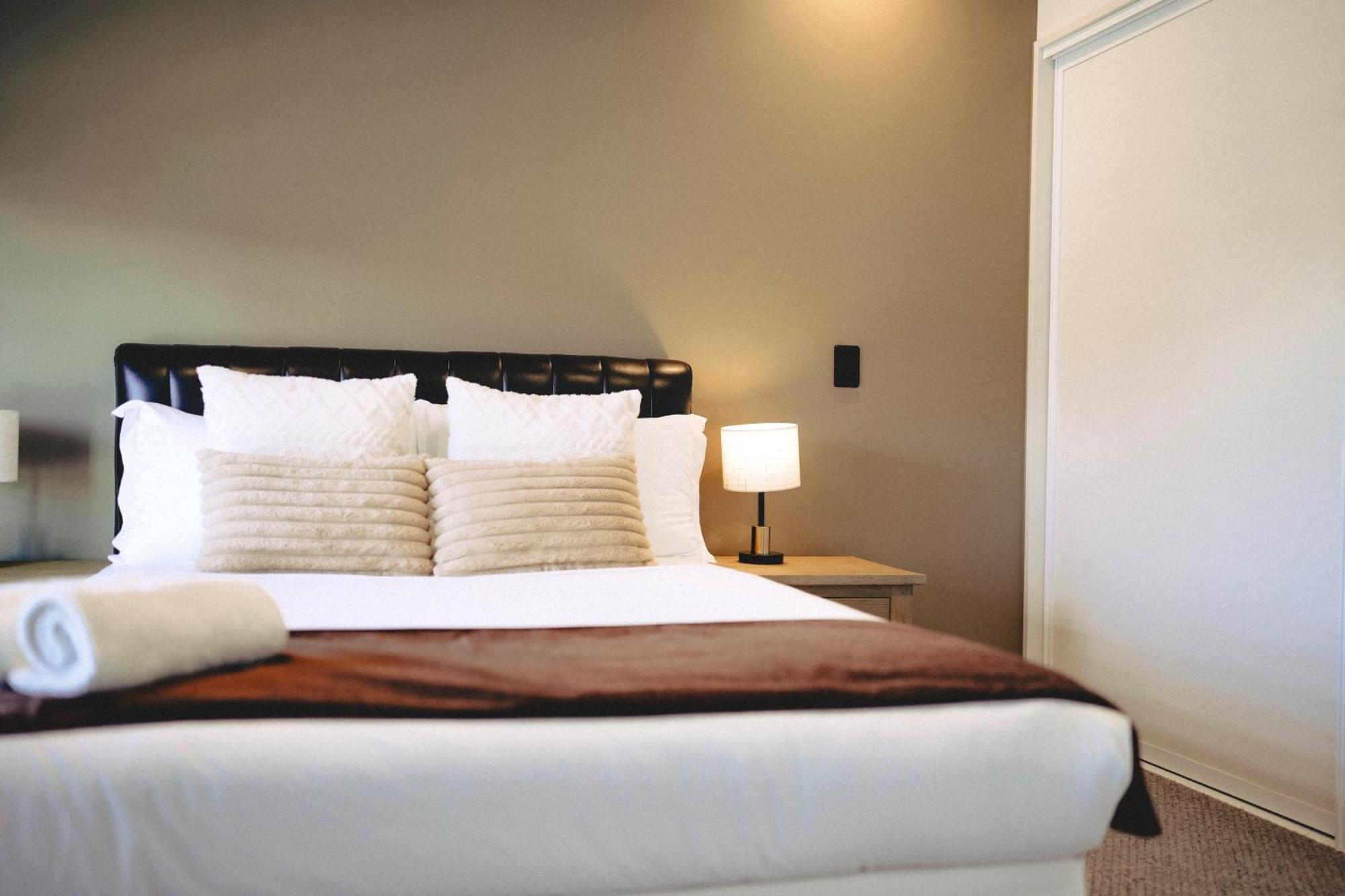 Cbd Contemporary Comfort Townhouse 2 Bed 2Bath Christchurch Eksteriør bilde